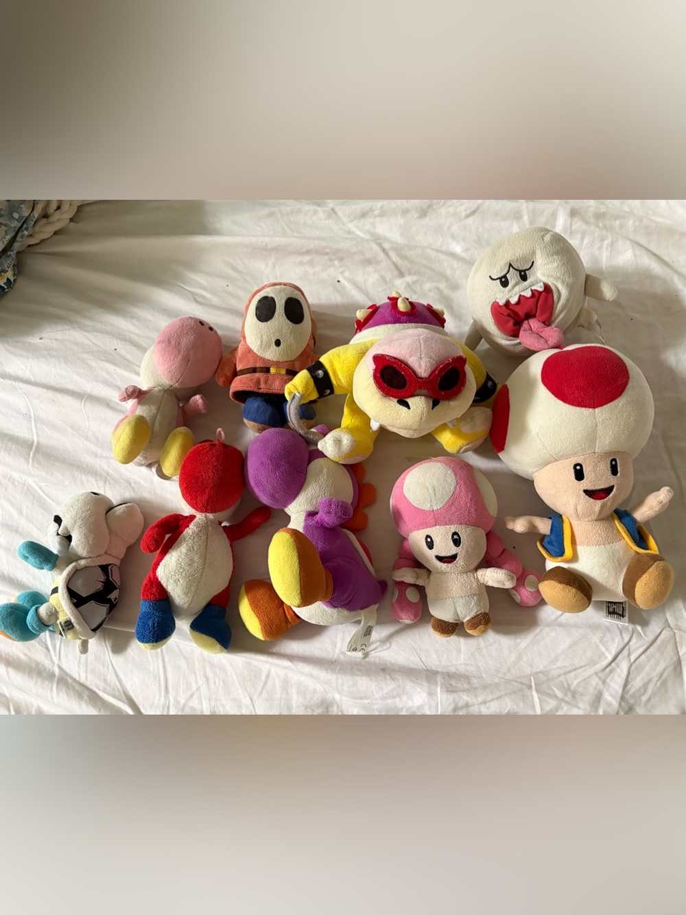 Super Mario world lot 9 plushies used